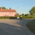 Fred goes round the bend, Hoxne, Bedfield, and the BSCC does the Lion, Debenham - 8th May 2025