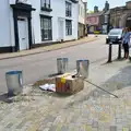 There's a bee swarm on the car park in Eye, A Swarm of Bees, Eye, Suffolk - 16th June 2025
