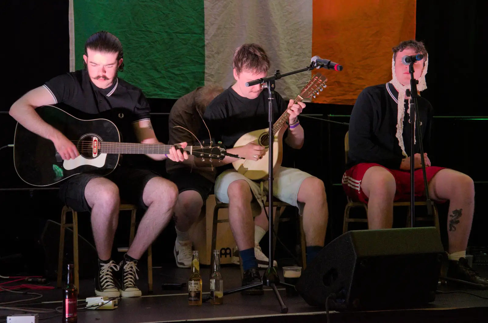 Guitar and Mandolin action from 'Dirty Dog', from The Sunday Seisiún at the London Irish Centre, Camden Town - 22nd June 2025