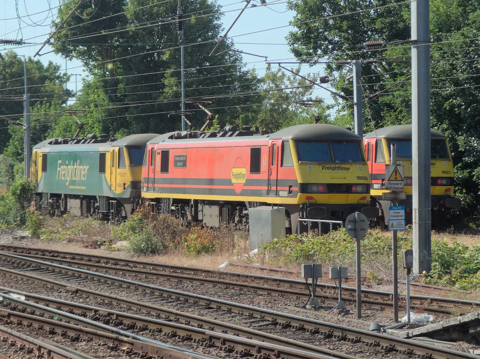 A bunch of Class 90 locos at Ipswich, from A Week in Ipswich, Suffolk - 30th June 2025