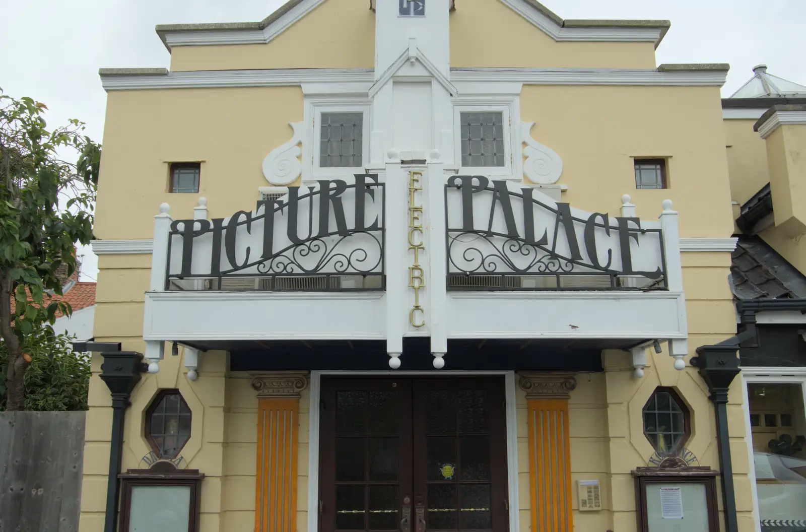 The Electric Picture Palace, from Harry's Karate Kamp, Blackshore, Southwold - 5th July 2025
