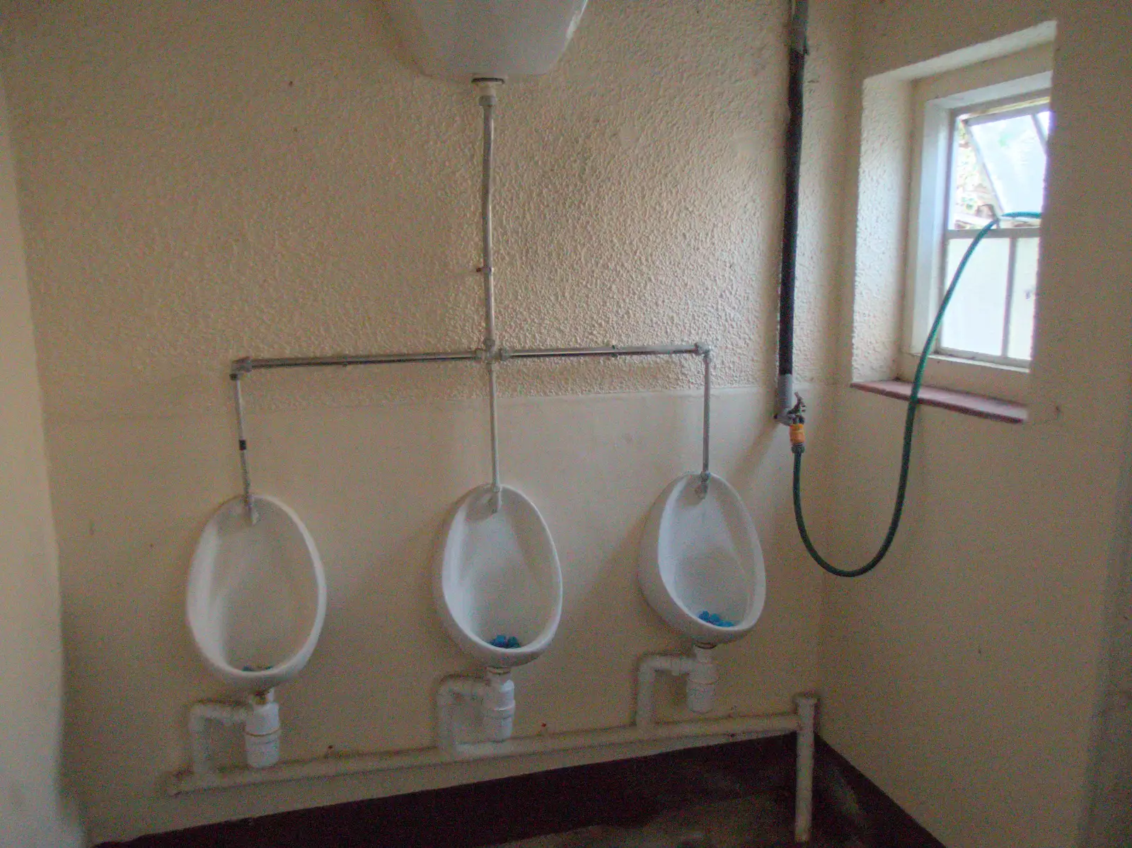 Classic old-school bogs at the Victoria, from Anniversary Prosecco and BSSC Bike Rides, Suffolk - 17th July 2025