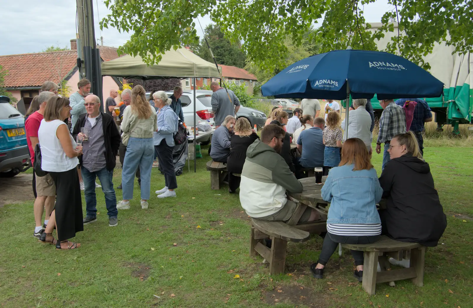 The audience is building up, from The SYWO in Normandy, and a Mini Music Festival, Mellis - 27th July 2025