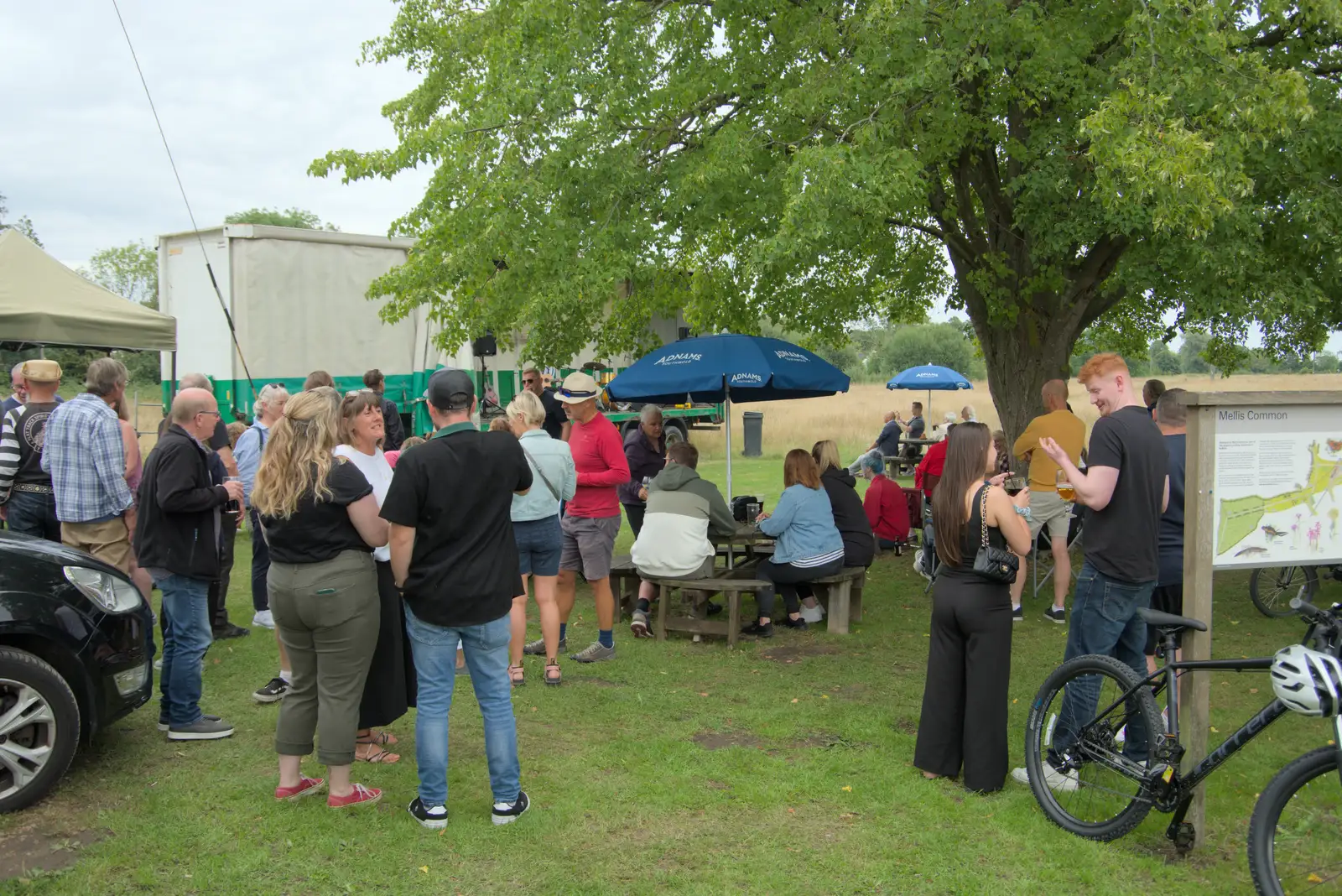 There's a good turnout for the afternoon session, from The SYWO in Normandy, and a Mini Music Festival, Mellis - 27th July 2025
