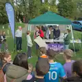 Jules hands out raffle prizes, The GSB at the Scouts' Duck Race, The Pennings, Eye - 27th September 2025