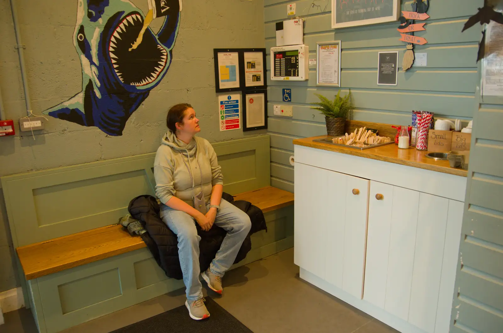 Isobel waits for a coffee, from End of the Line 2: Bré to Blackrock, County Dublin, Ireland - 1st November 2025