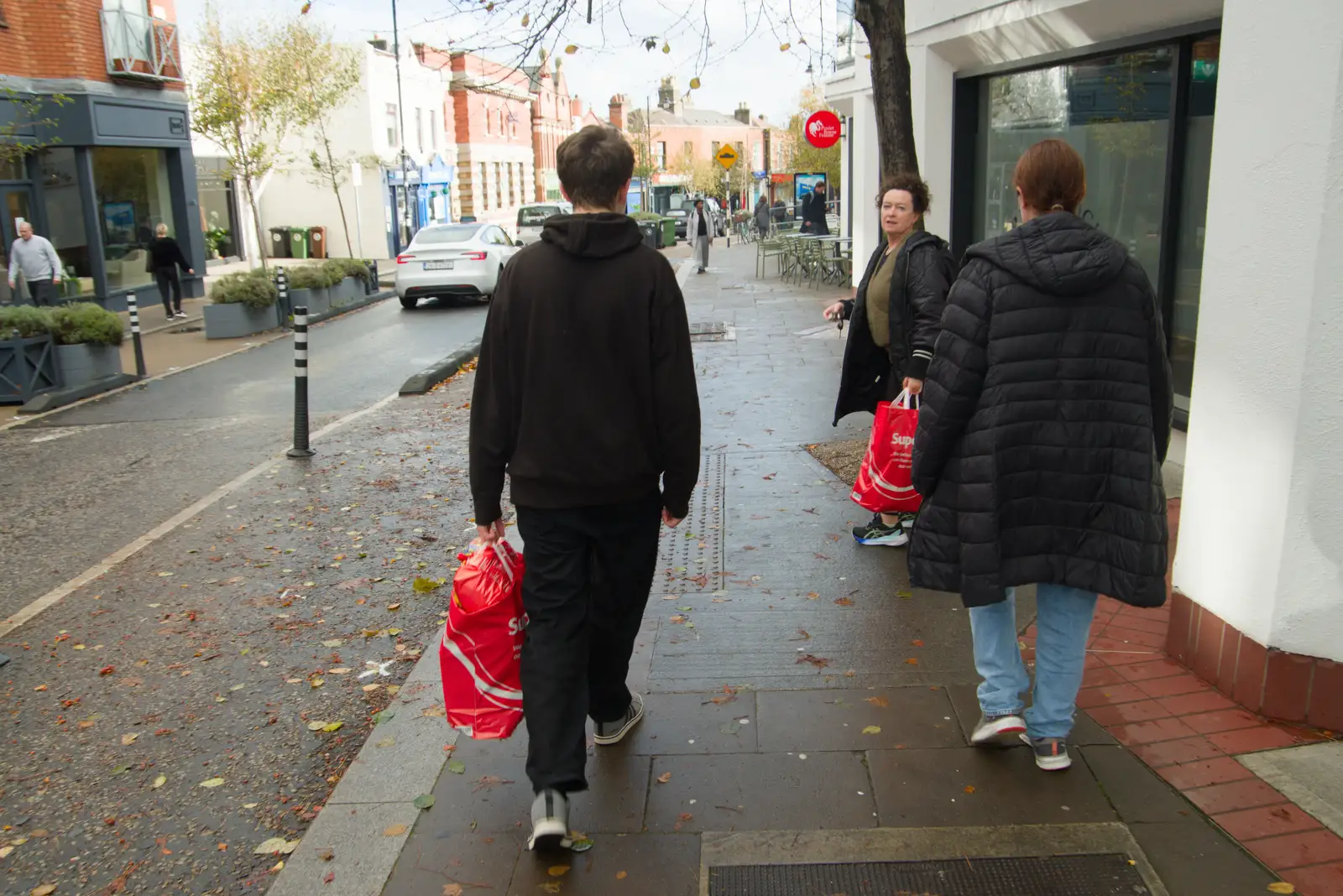 Fred, Evelyn and Isobel on Main Street, Blackrock, from End of the Line 2: Bré to Blackrock, County Dublin, Ireland - 1st November 2025