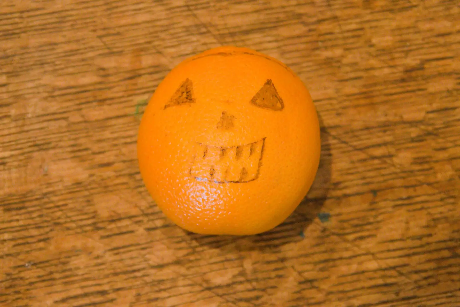 Da Gorls' emergency 'pumpkin', from End of the Line 2: Bré to Blackrock, County Dublin, Ireland - 1st November 2025