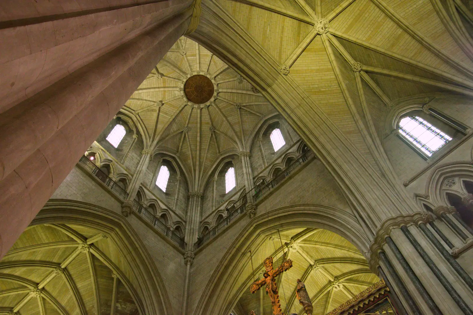 Looking up at the base of the tower at the crossing, from A Visit to St. John the Baptist Cathedral, Unthank Road, Norwich - 18th December 2025