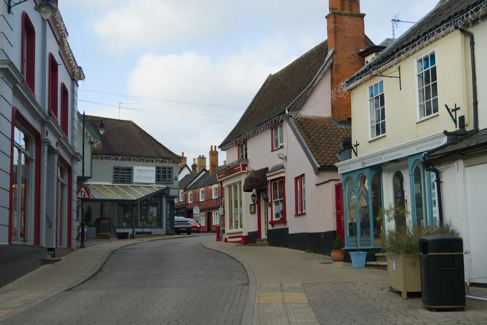A view up Pump Hill in Diss, from A Christmas Day Miscellany, Brome, Suffolk - 25th December 2025