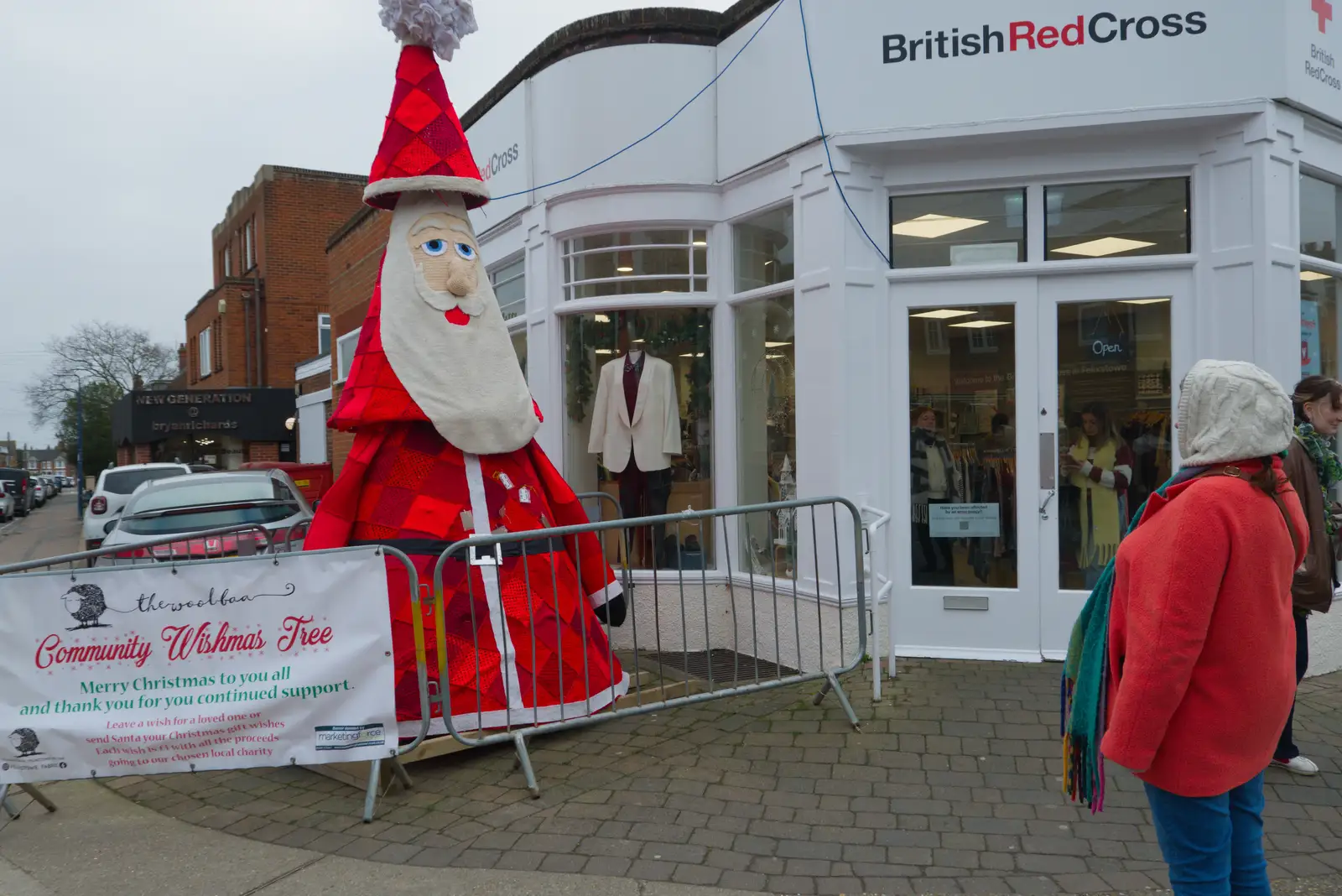There's a giant crocheted Santa on Hamilton Road, from A Night at the Orwell Hotel, Felixstowe, Suffolk - 28th December 2025