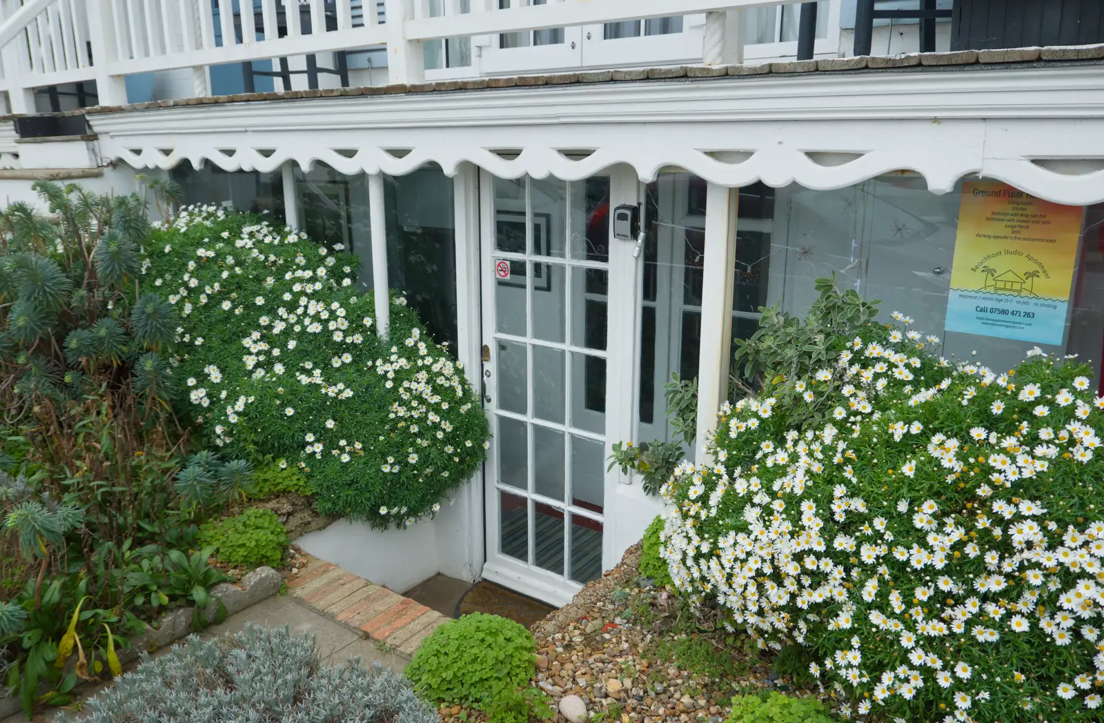 A hint of summer outside a holiday let, from A Night at the Orwell Hotel, Felixstowe, Suffolk - 28th December 2025