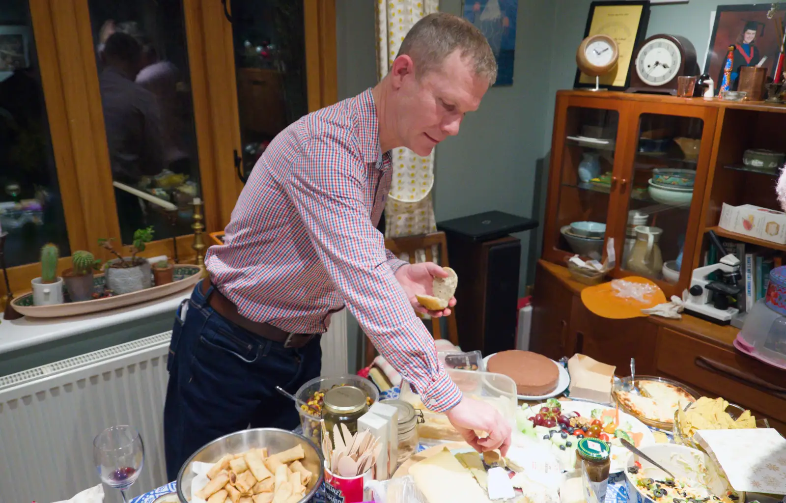 Mikey P arrives, from Dove Players and New Year's Eve, Brome - 31st December 2025