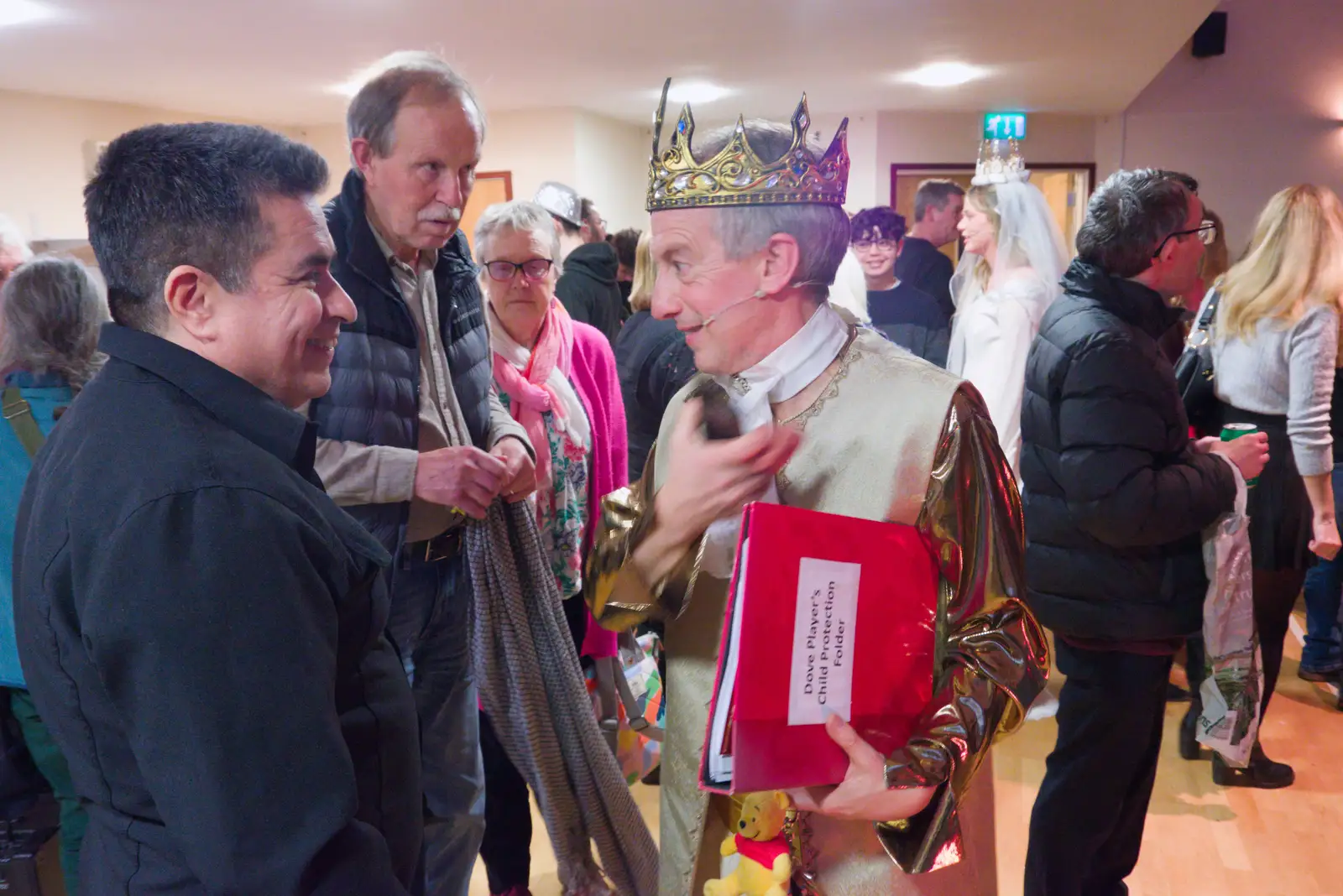 Dave chats to Mario and Merlin, the former mayor, from Dove Players' Pantomime, and Lunch in the Lion, Debenham - 11th January 2026