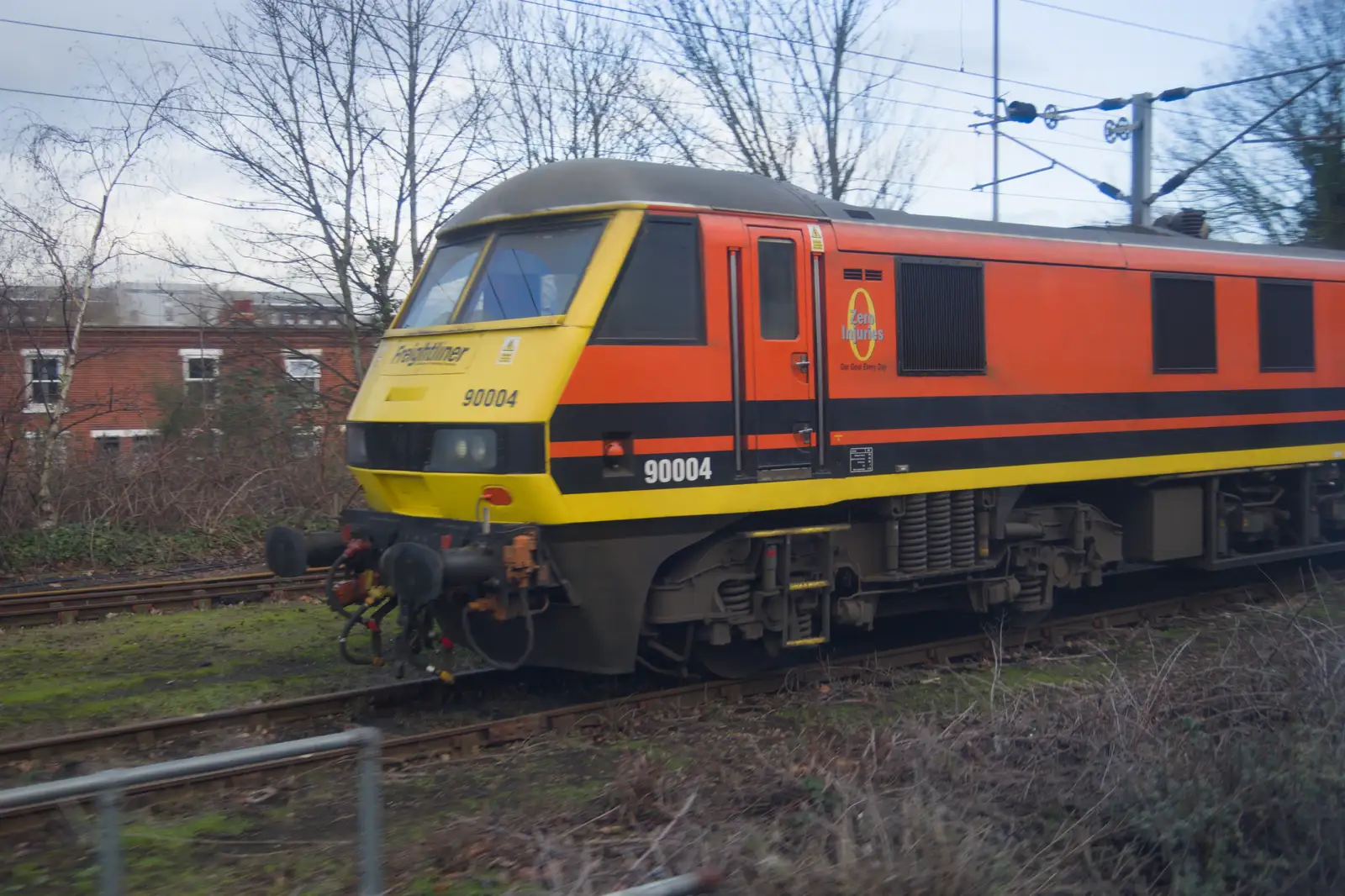 Class 90 90004, former City of Chelmsford, from New Milton and a Return to Lymington, Hampshire - 17th January 2026