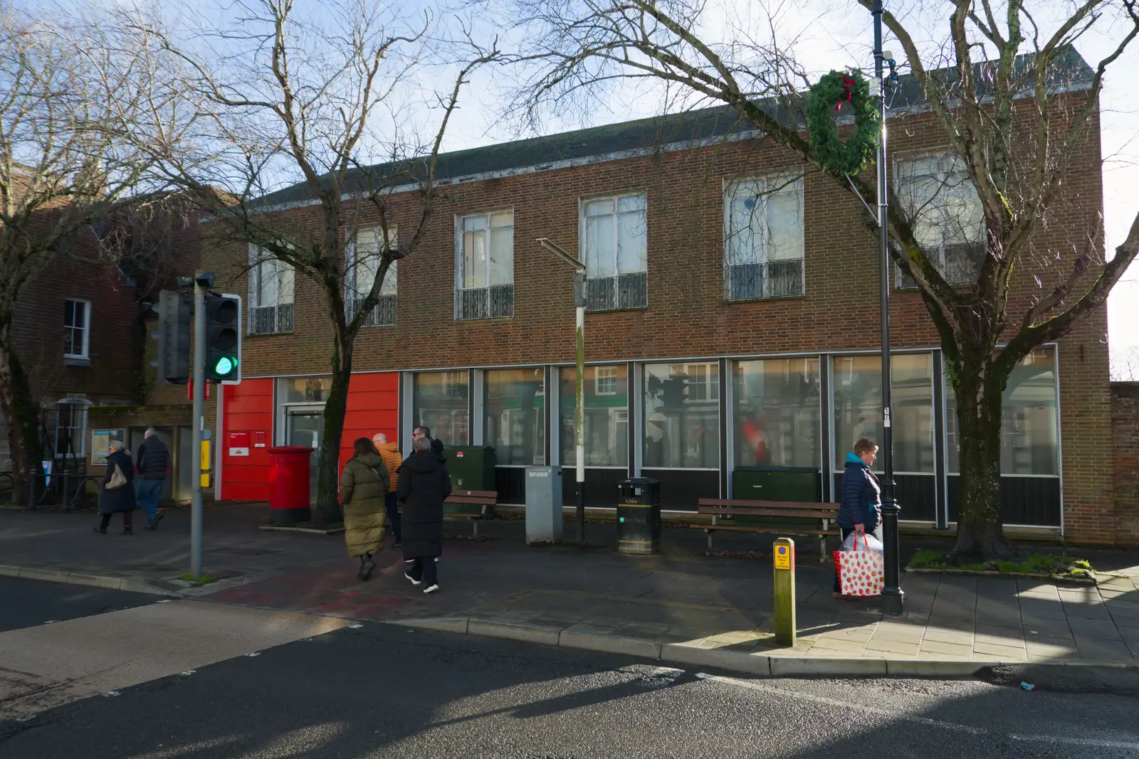The 1960 former post Office in Lymington, from New Milton and a Return to Lymington, Hampshire - 17th January 2026