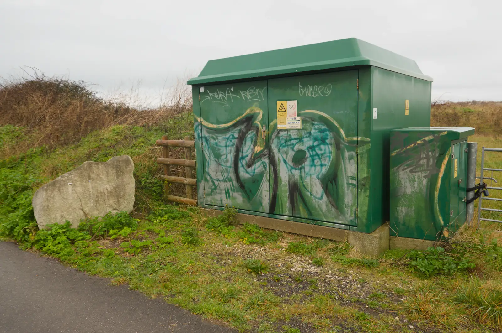 Graffiti on an electrical box, from From Poole to Portland the Slow Way: a Dorset Odyssey - 18th January 2026