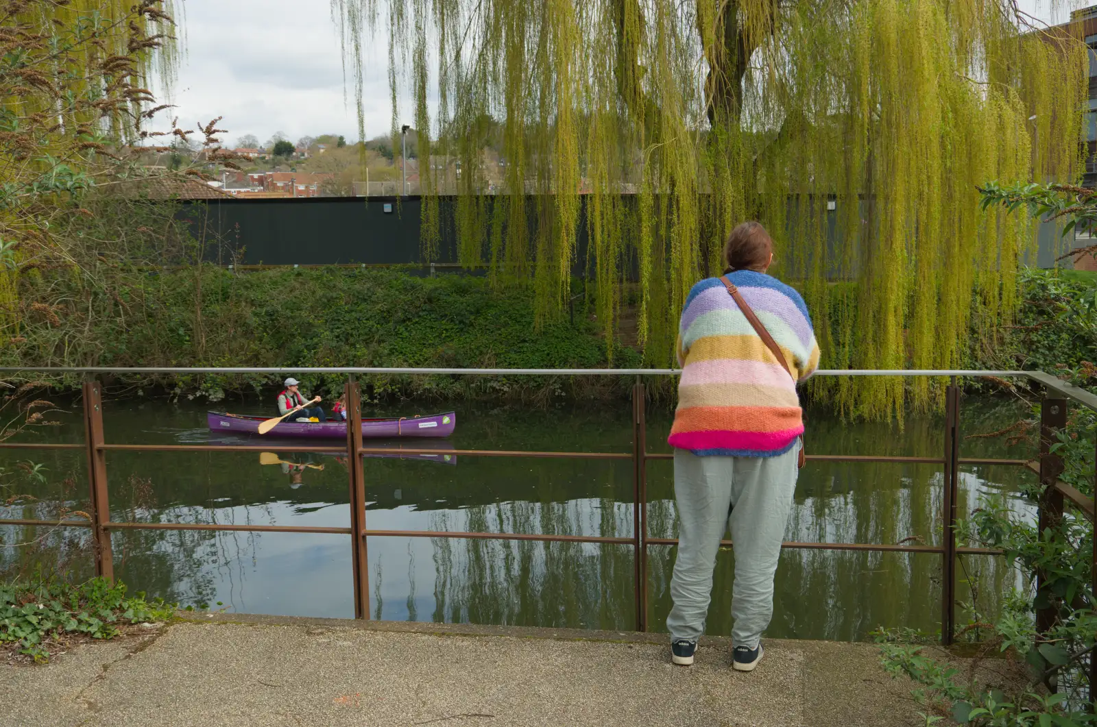 Isobel looks at paddlers on the Wensum, from The SYWO at Holbrook, and a Trip to Norwich - 1st April 2026