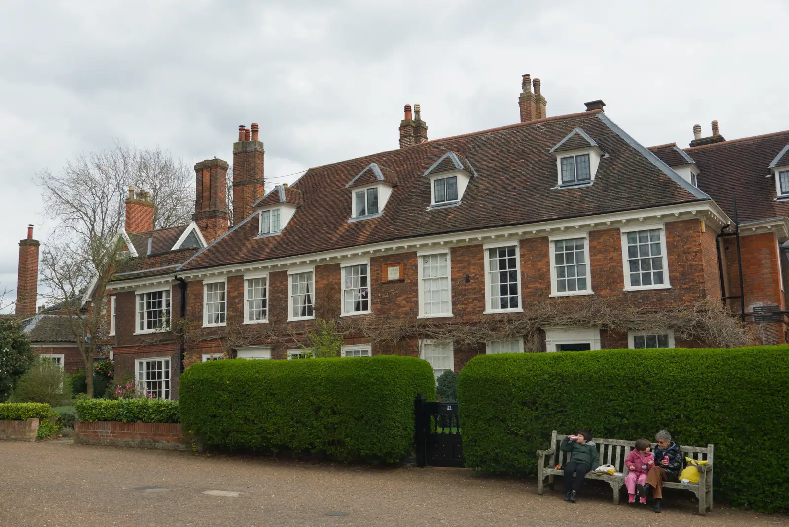 An impressive house from 1662, from The SYWO at Holbrook, and a Trip to Norwich - 1st April 2026