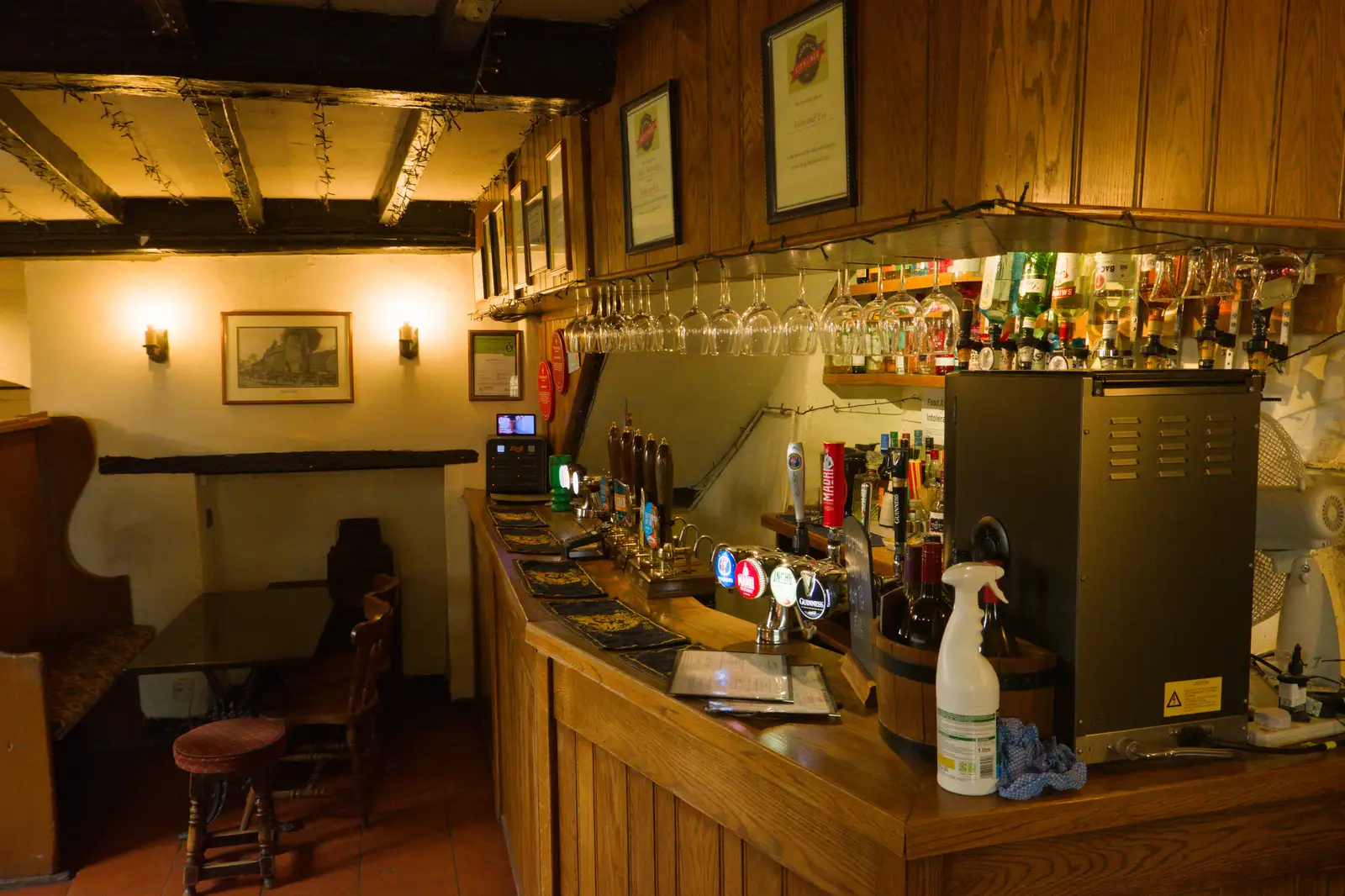 The bar of the Adam and Eve, from The SYWO at Holbrook, and a Trip to Norwich - 1st April 2026