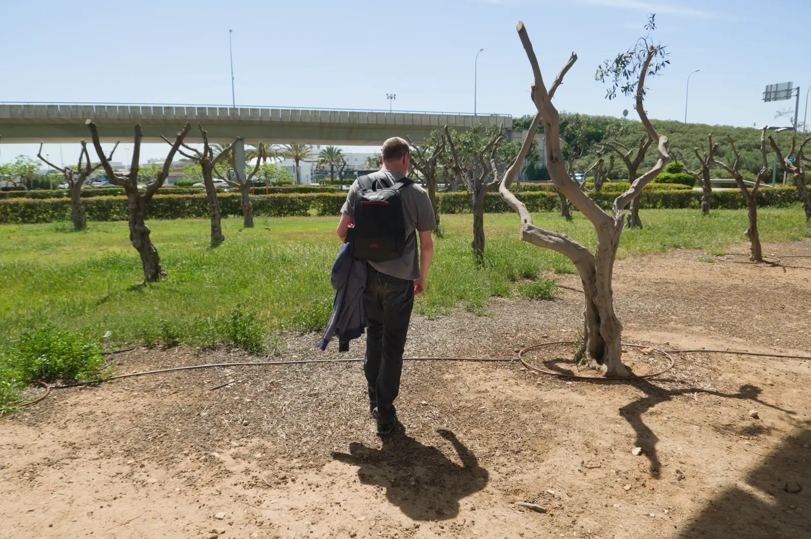 We head off across a roundabout, from Hauling Boats to Croatia: Palma, Mallorca to Toulon, France - 9th April 2026