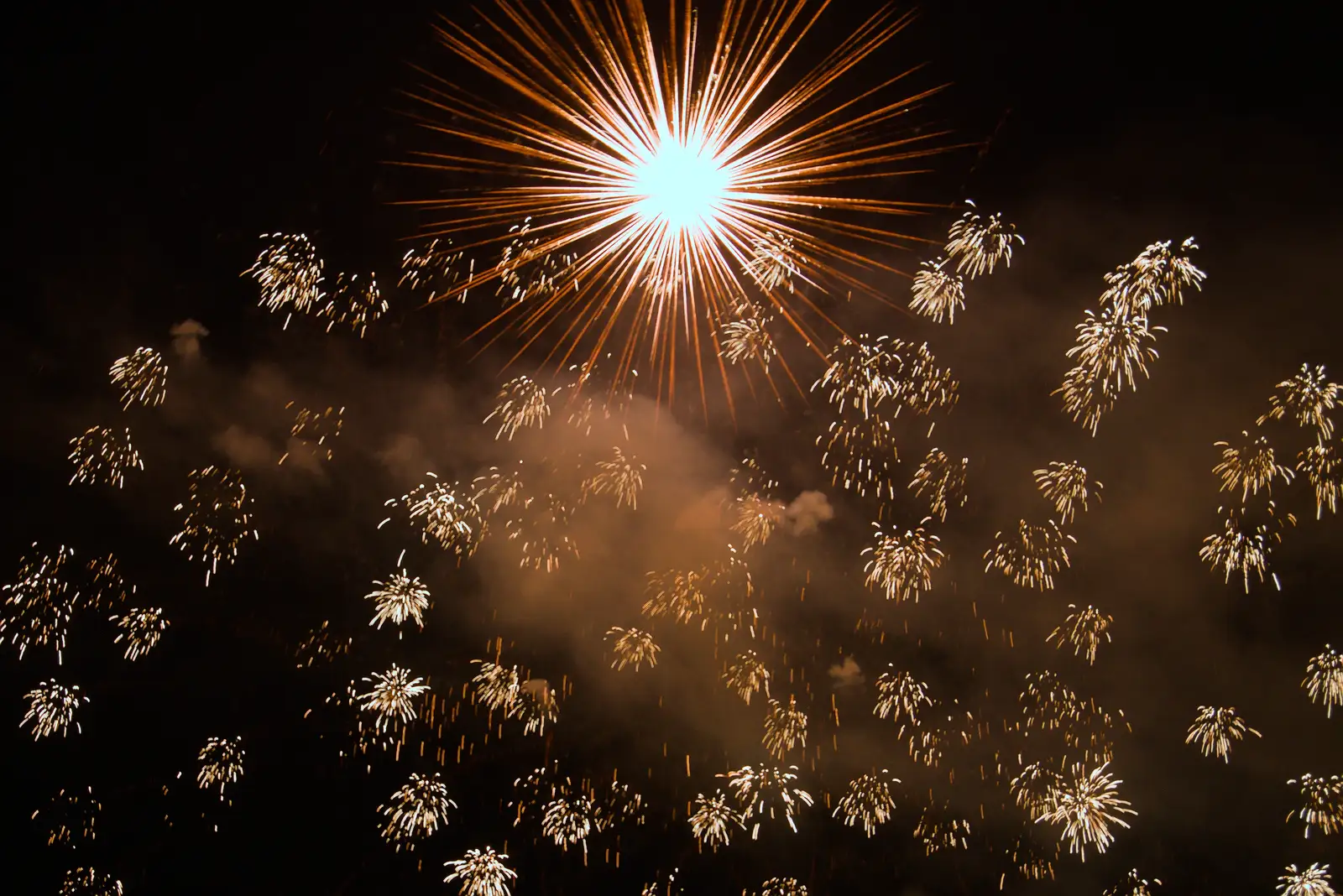 Hundreds of mini explosions and a starburst, from Hauling Boats to Croatia: Toulon to Desenzano, Lake Garda, Italy - 11th April 2026