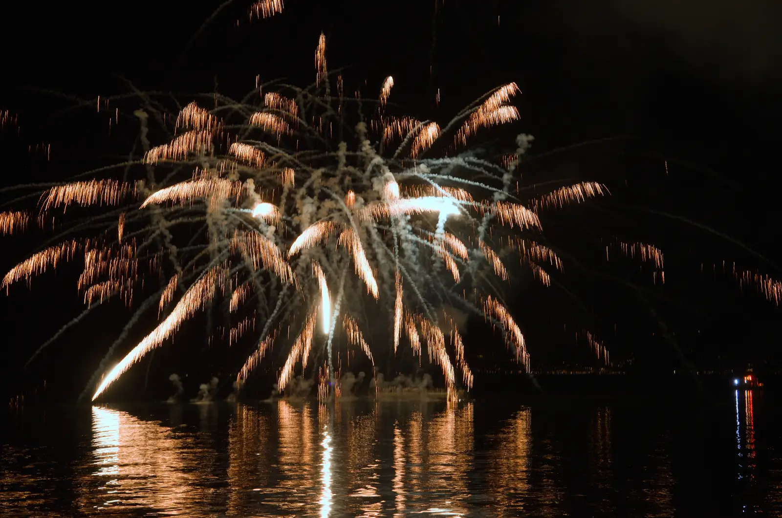 The display kicks up again, from Hauling Boats to Croatia: Toulon to Desenzano, Lake Garda, Italy - 11th April 2026