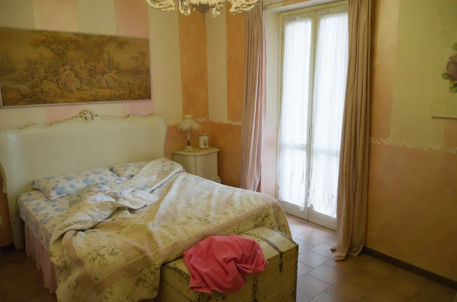 Nosher's bedroom in Desenzano, from Hauling Boats to Croatia: Desenzano to Split, Croatia - 13th April 2026