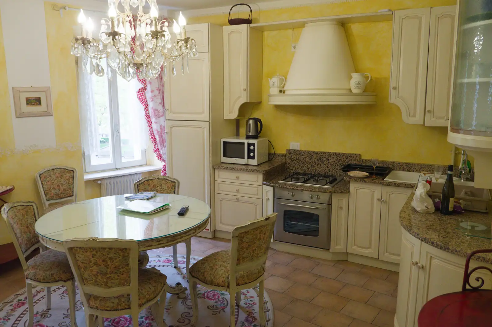 Another look at the apartment's kitchen, from Hauling Boats to Croatia: Desenzano to Split, Croatia - 13th April 2026