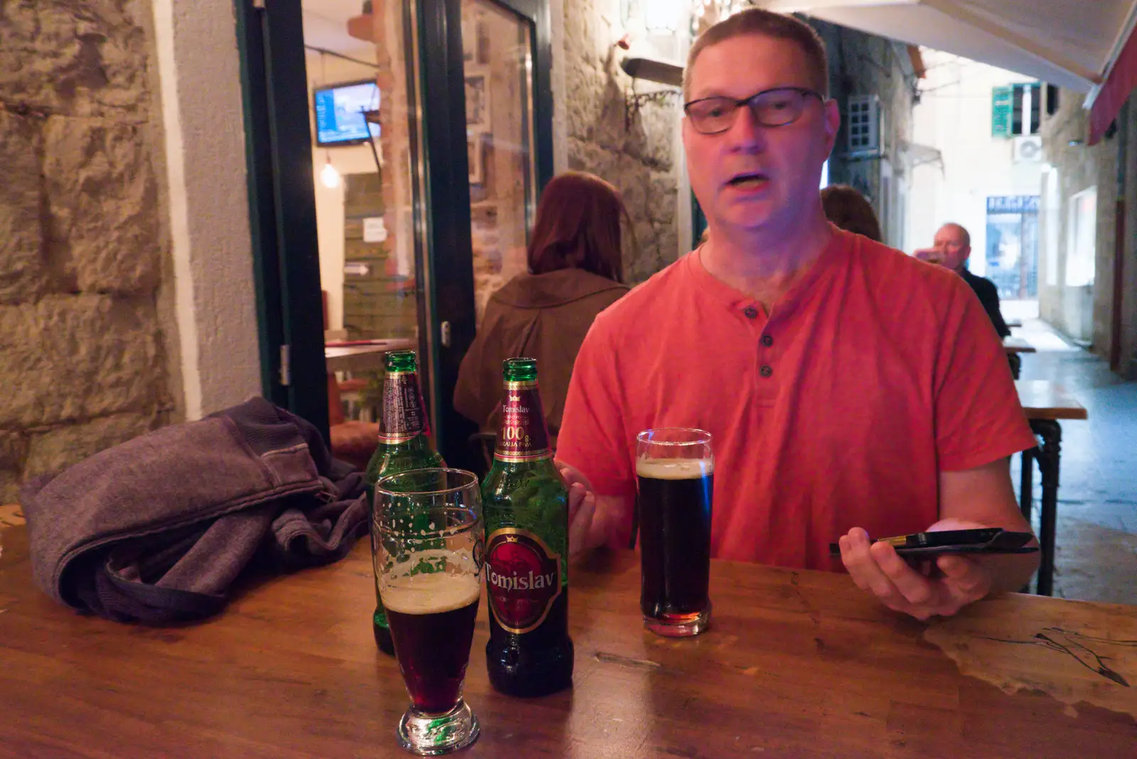 We find a bar and drink 7.3% Tomislav beer, from Hauling Boats to Croatia: Desenzano to Split, Croatia - 13th April 2026