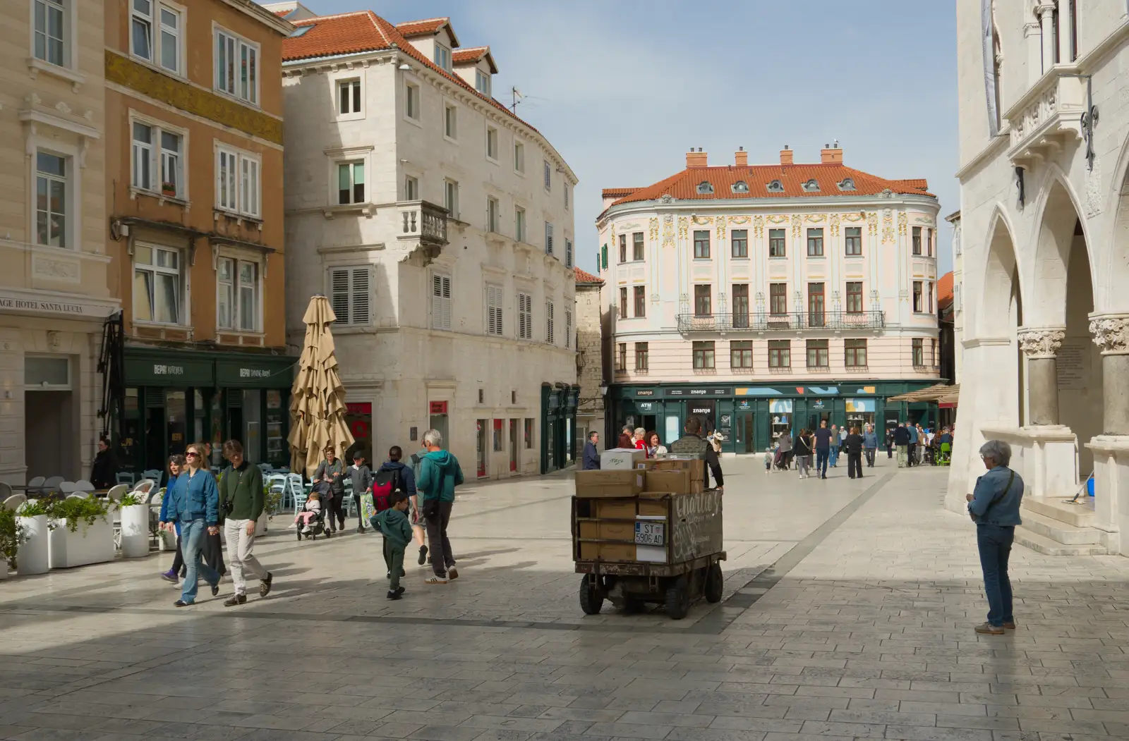 Narodni Trg Pjaca in the morning, from Hauling Boats to Croatia: Desenzano to Split, Croatia - 13th April 2026