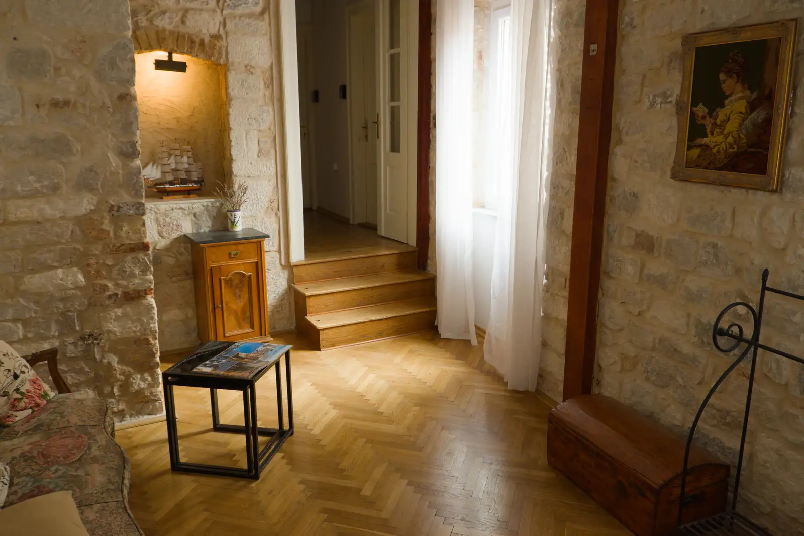 The apartment has a nice shared waiting room, from Hauling Boats to Croatia: Desenzano to Split, Croatia - 13th April 2026