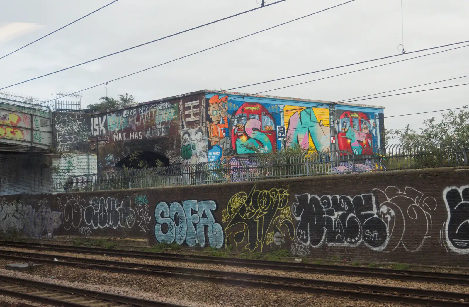 The devil dog is still there outside Liverpool Street, from Hauling Boats to Croatia: The Journey Home - 15th April 2026