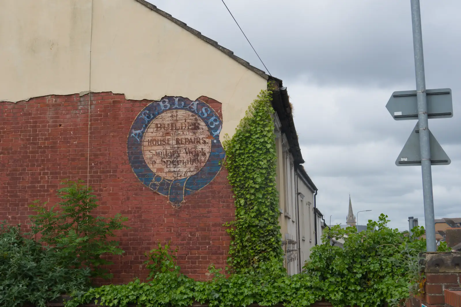 An old advert for a building business, from A Long Walk Through Ipswich, Suffolk - 1st May 2026
