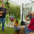 There's a musical interlude, Hannah and Sean's Wedding, King's Nympton, Devon - 3rd May 2026