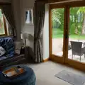 The lounge of our rented pad - the Hawthorns, A Visit to the Cottage and Lunch With Sis, Throwleigh, Devon - 4th May 2026