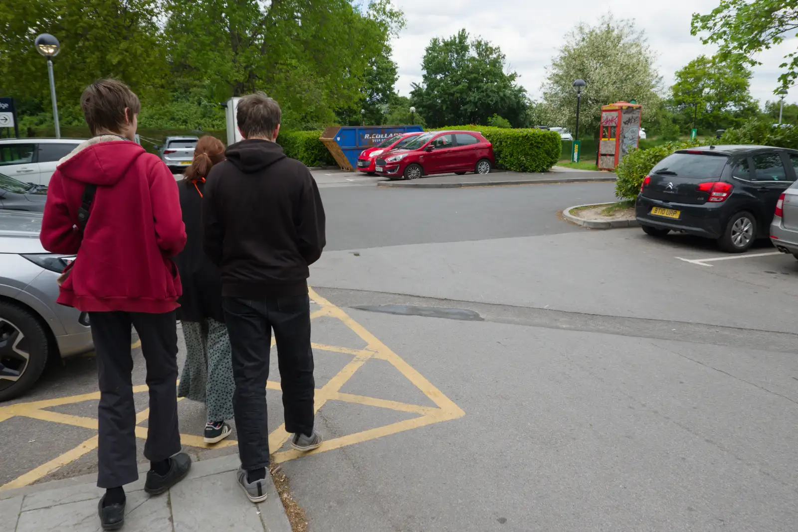 We wander back to the car, from A Visit to the Cottage and Lunch With Sis, Throwleigh, Devon - 4th May 2026