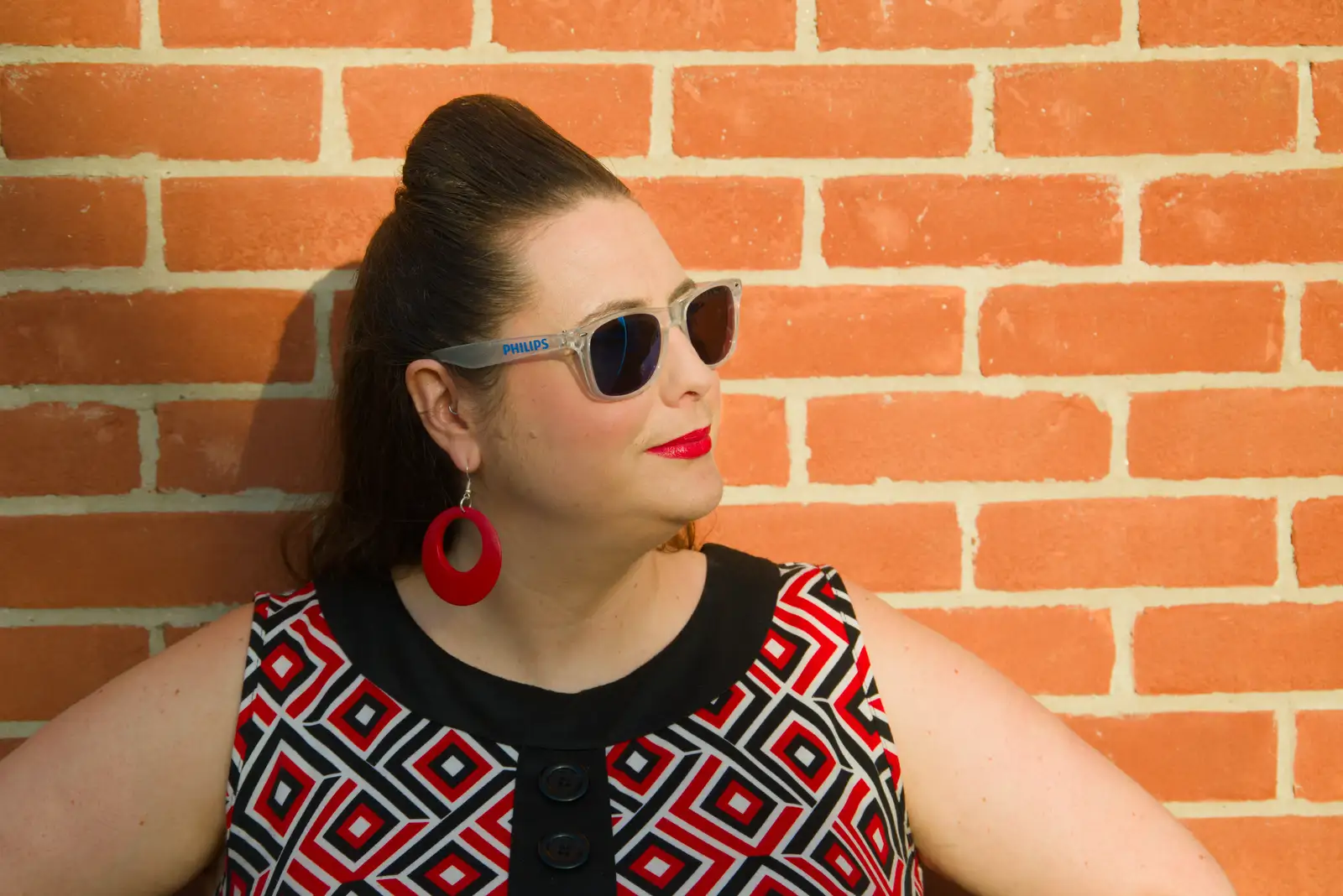 A totally 60s look in the evening sun, from More Back to the 60s, Garboldisham Village Hall - 23rd May 2026