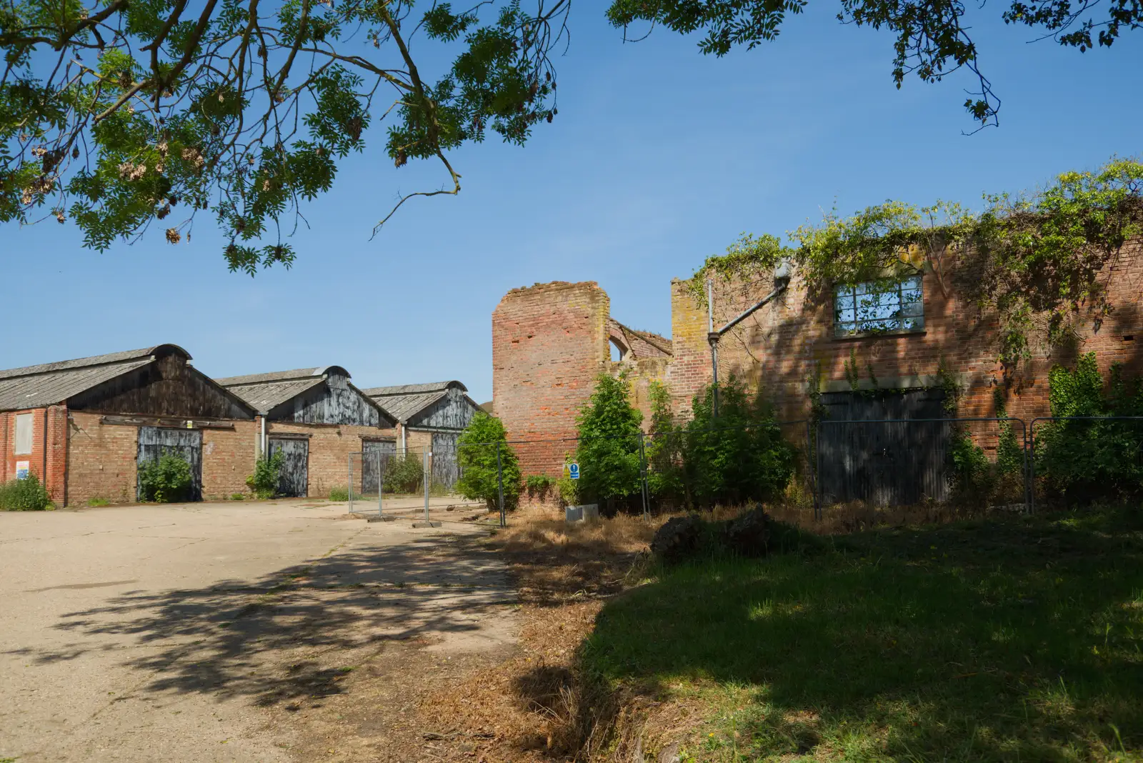 Derelict buildings at Frenze Hall, from The Return of the Pub Walk: Brome to Diss - 24th May 2026