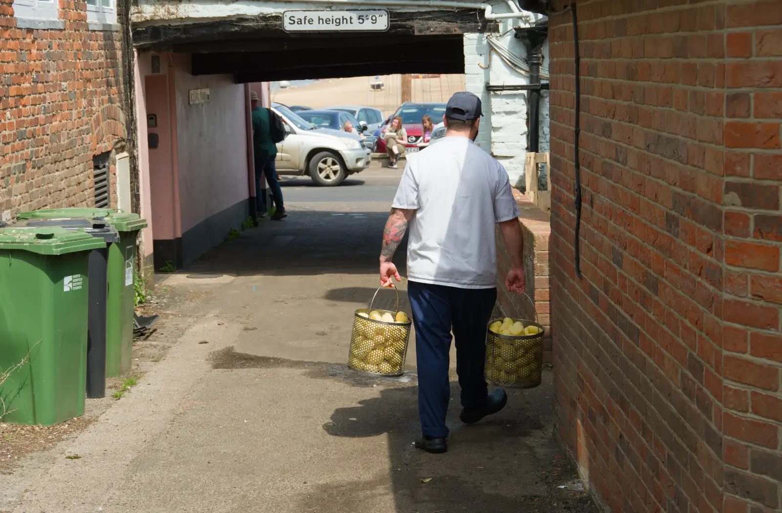 A pub chef hauls spuds around, from A Bus Trip to Wells Next the Sea, Norfolk - 28th May 2026