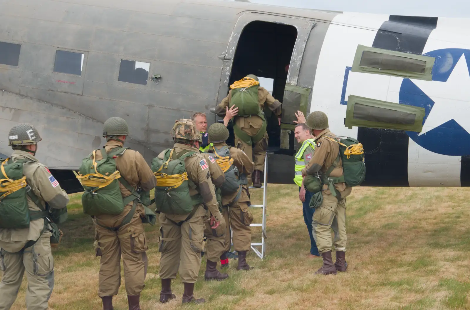 Clives counts the parachutists onto the plane, from Flying to Cherbourg on a C-47 Dakota, Normandy, France - 1st June 2026