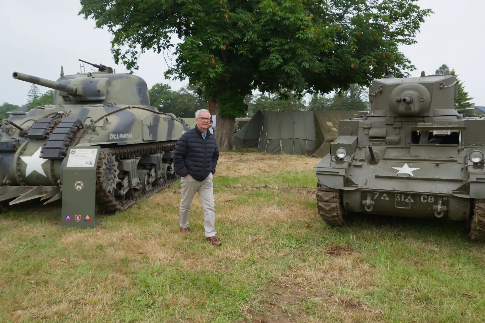 Robert roams around, from Sainte-Mère-Élgise and Saint-Côme-du-Mont, Normandy, France - 3rd June 2026