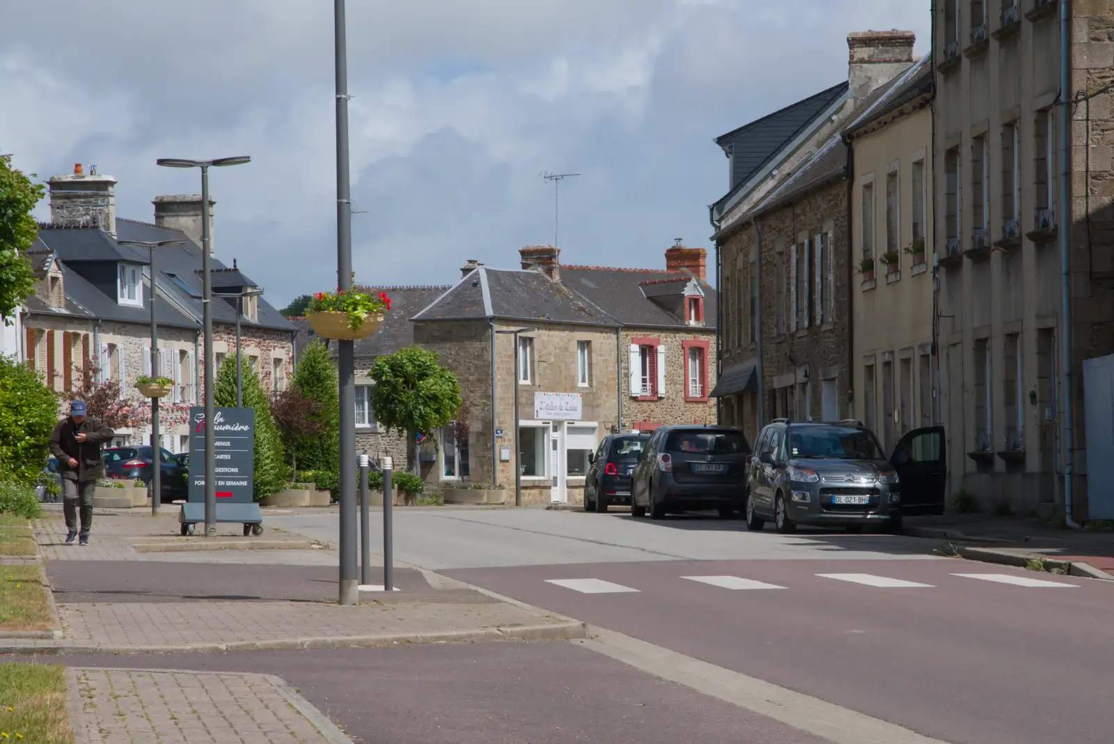 We stop off in Quettehou, from Quettehou, Sainte-Marie-du-Mont and the D-Day Museum, Utah Beach - 4th June 2026
