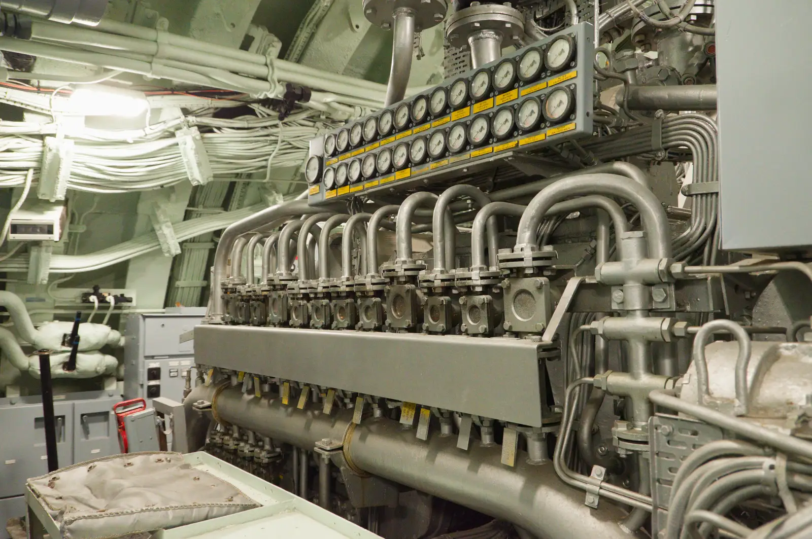 Lots of dials and submarine machinery, from Cité de lar Mer and a Dakota Flight Home, Cherbourg - 7th June 2026