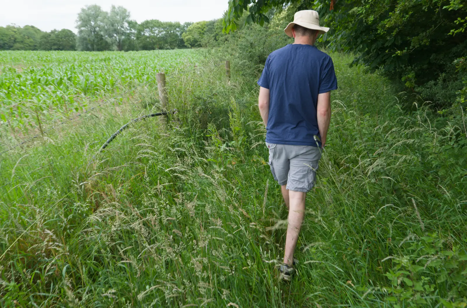 Phil's not really dressed for the nettles, from A Father's Day Pub Crawl, Ampersand Tap, Diss - 21st June 2026