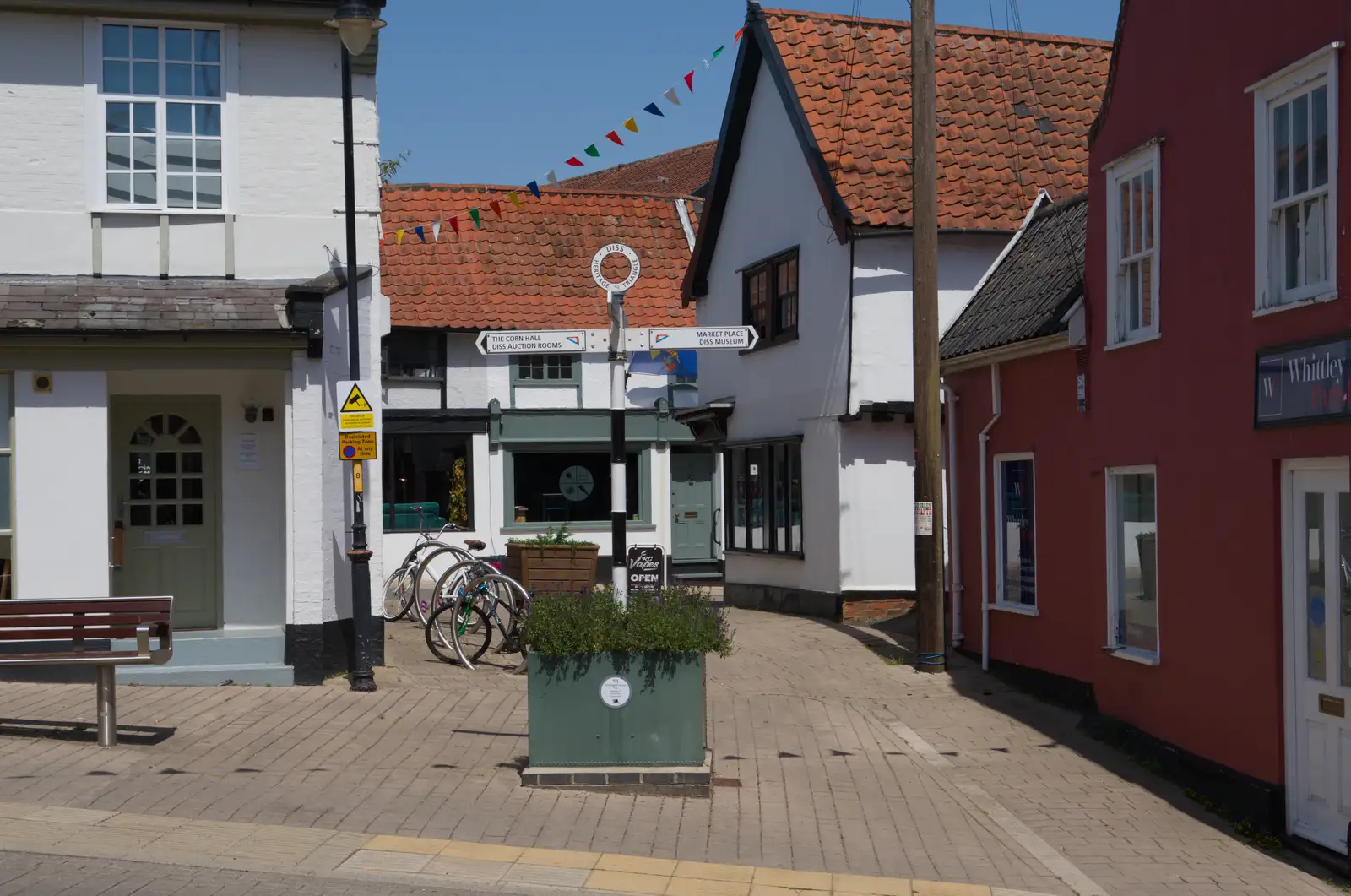 The crossing to St. Nicholas Street in Diss, from The BSCC does the Red Lion, Kenninghall, Norfolk - 25th June 2026