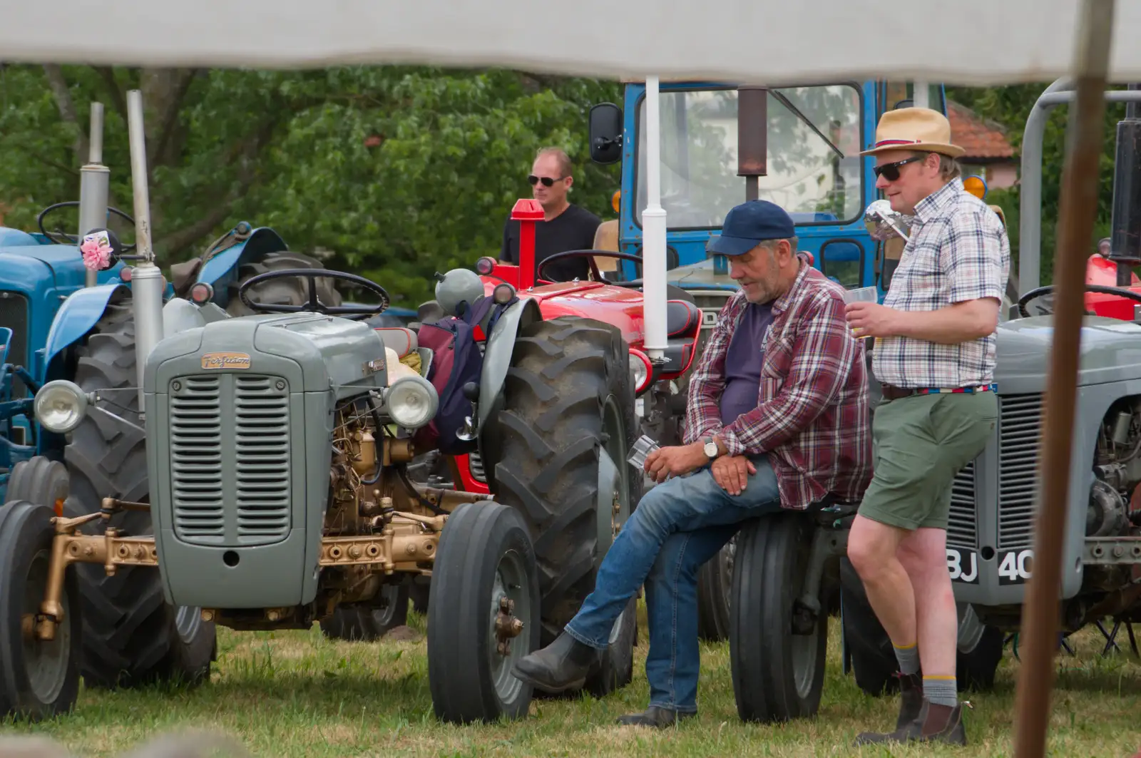 Chatting by a Fergie Special Edition, from The Return of the Hog Roast, Thrandeston, Suffolk - 28th June 2026