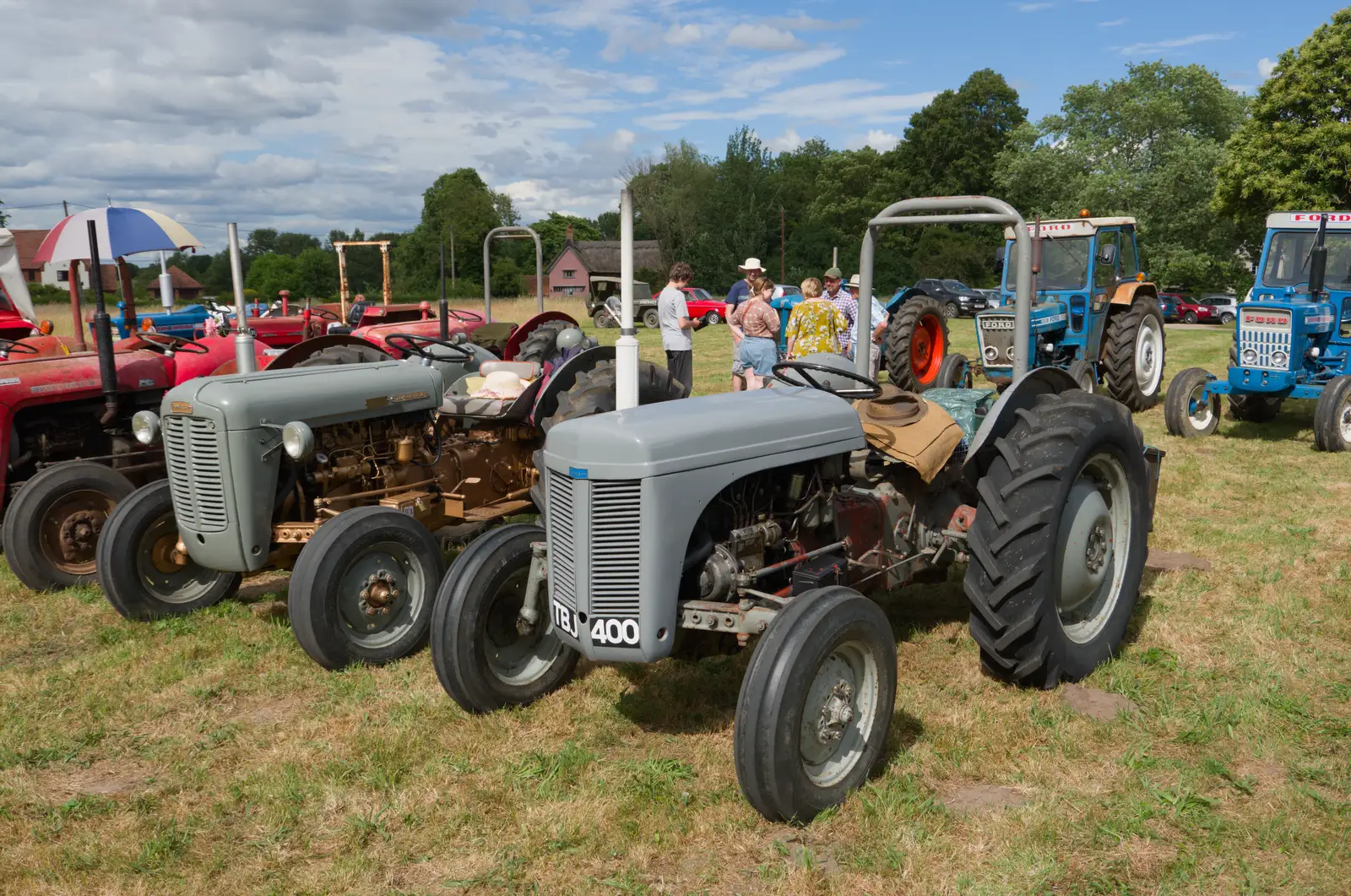 A couple of Fergies, from The Return of the Hog Roast, Thrandeston, Suffolk - 28th June 2026