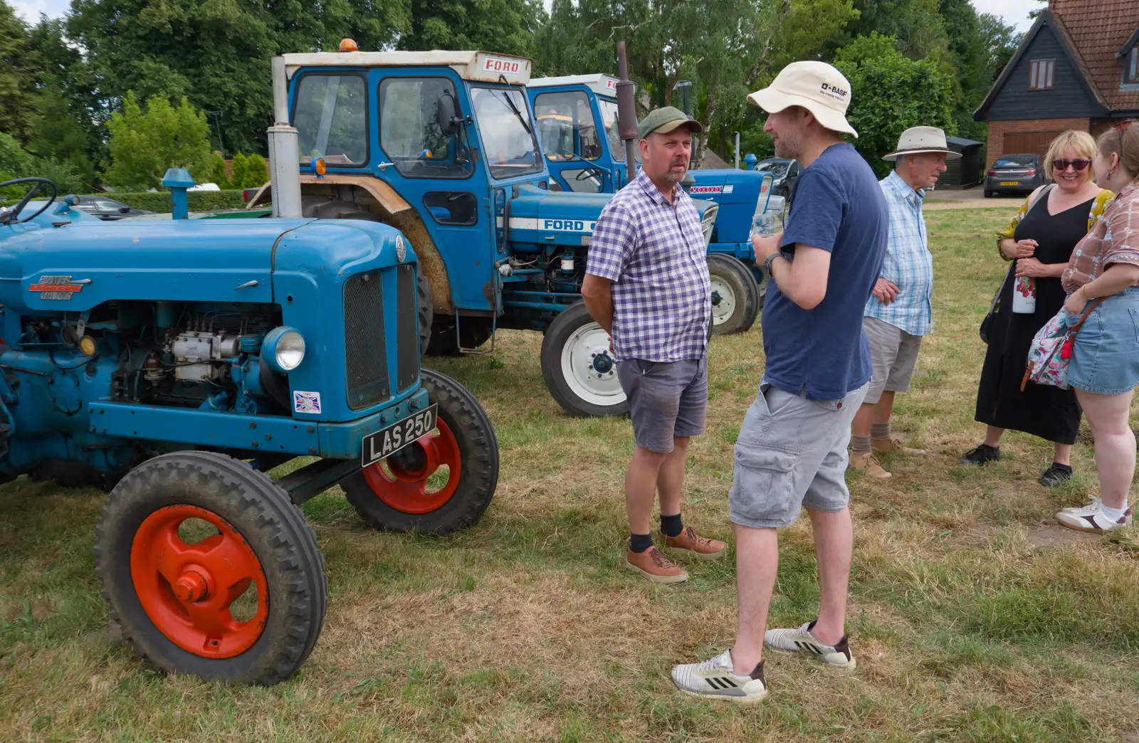 Andrew chats to The Boy Phil, from The Return of the Hog Roast, Thrandeston, Suffolk - 28th June 2026