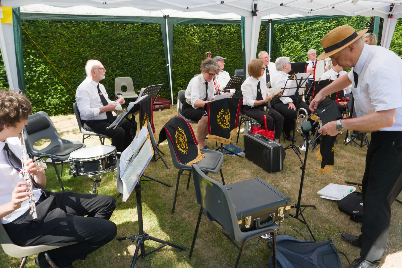Fred has a bit of a warm-up, from The GSB at Barningham, West Suffolk - 11th July 2026
